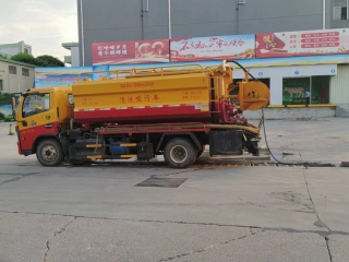 ⁬&nbsp;小车高压车疏通管道1